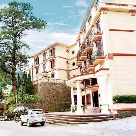 Khách Sạn Cây Thông Tam Ðảo Extérieur photo