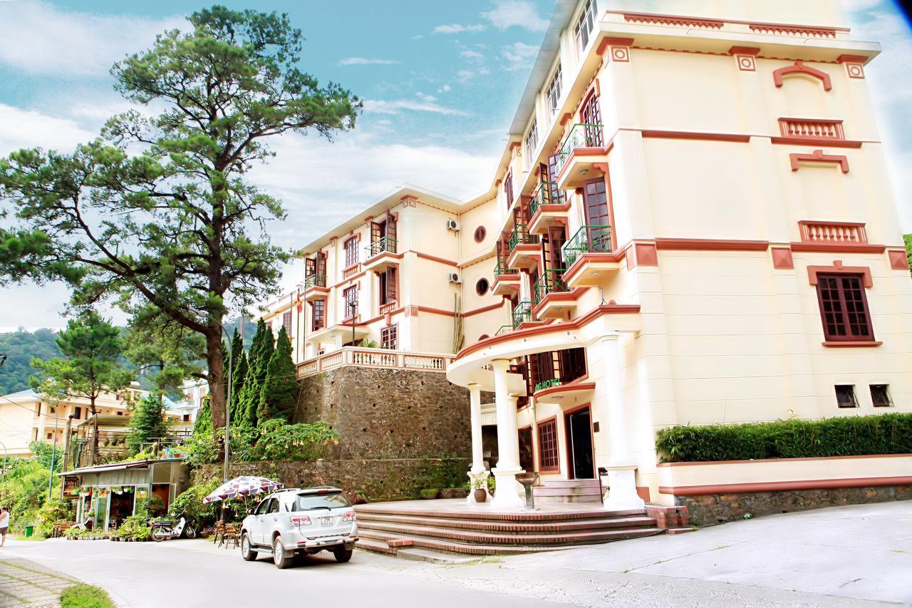 Khách Sạn Cây Thông Tam Ðảo Extérieur photo
